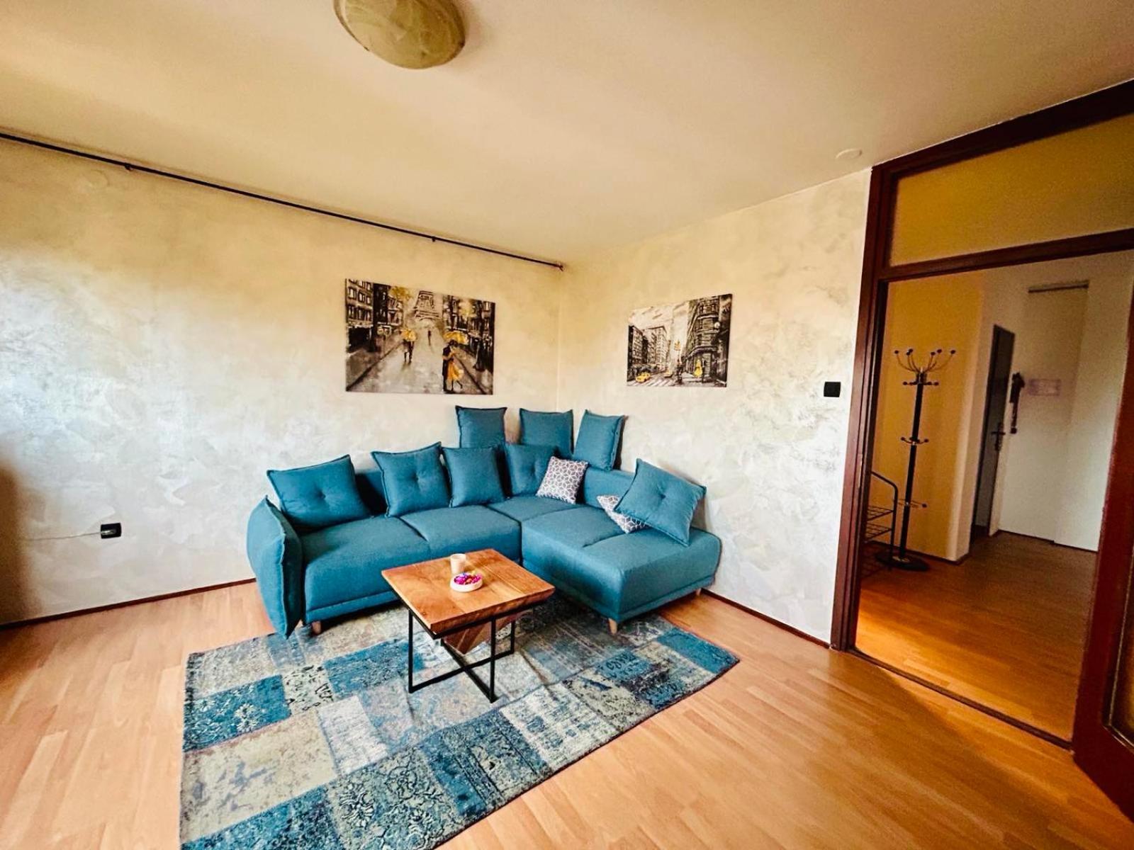 Fly By Suite - Zagreb Airport - 0-24H Self Check In&Out - Parking On Site Velika Gorica Exteriér fotografie