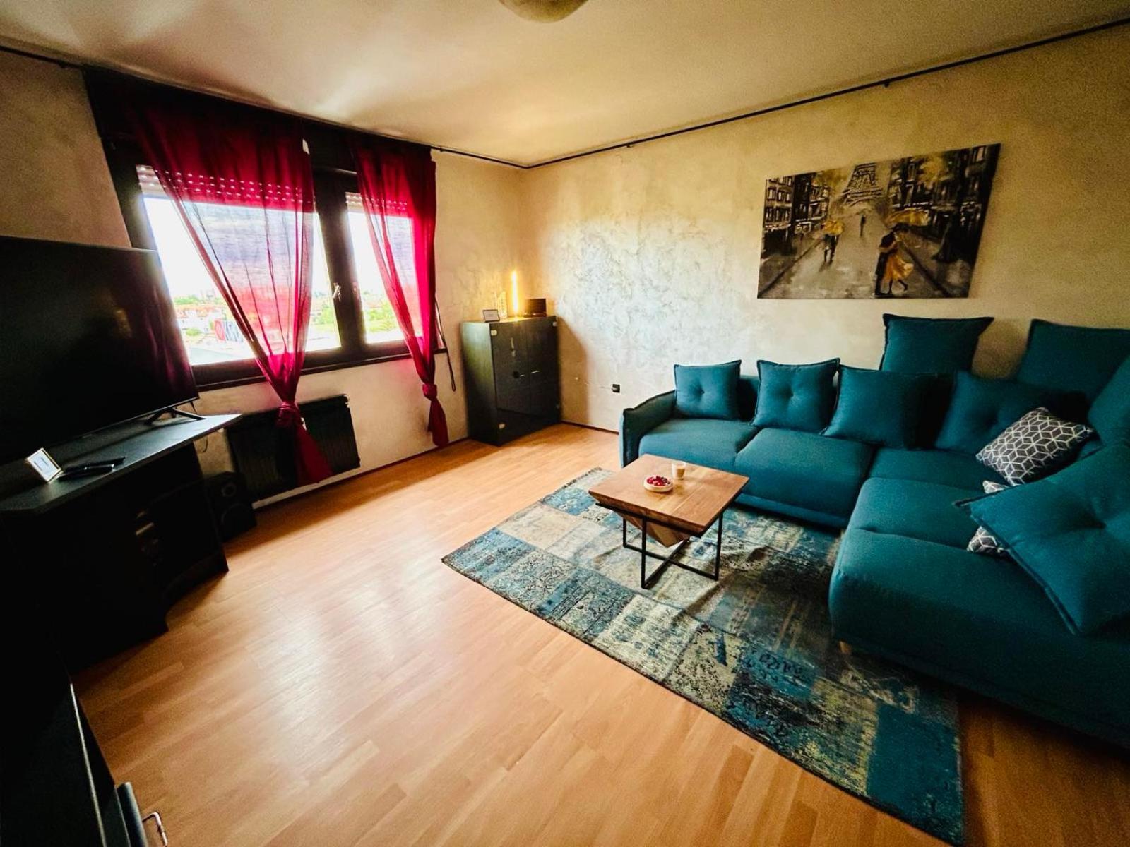 Fly By Suite - Zagreb Airport - 0-24H Self Check In&Out - Parking On Site Velika Gorica Exteriér fotografie